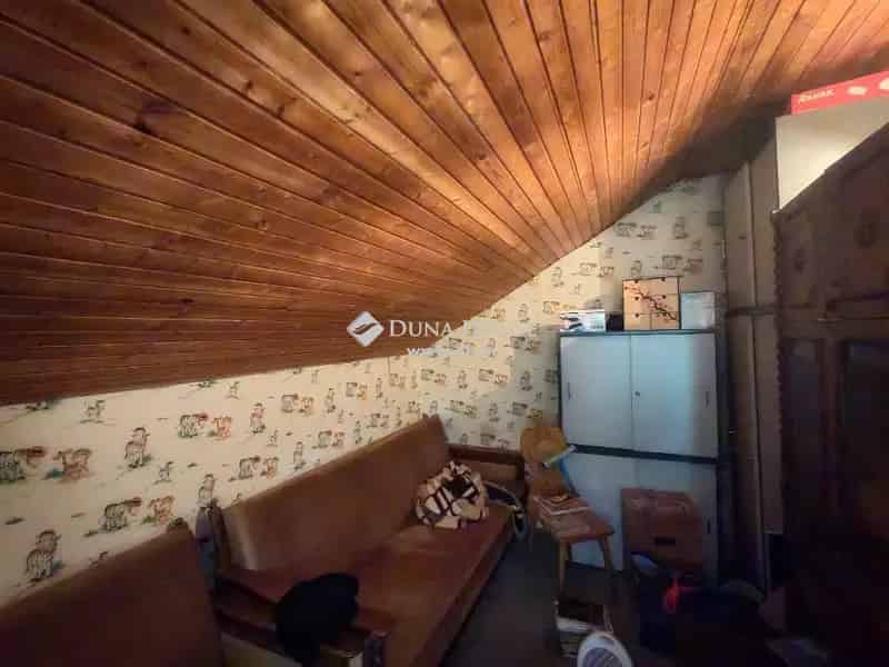 Zsámbék 105m2 3 szintes családi ház eladó 1079m2 telekkel