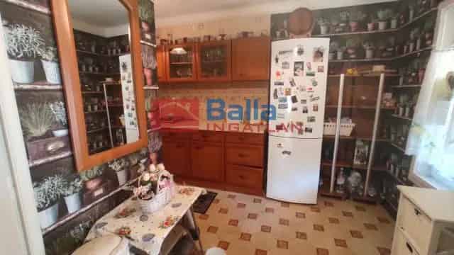 Kulcs 30nm-es 1 szobás családi ház eladó