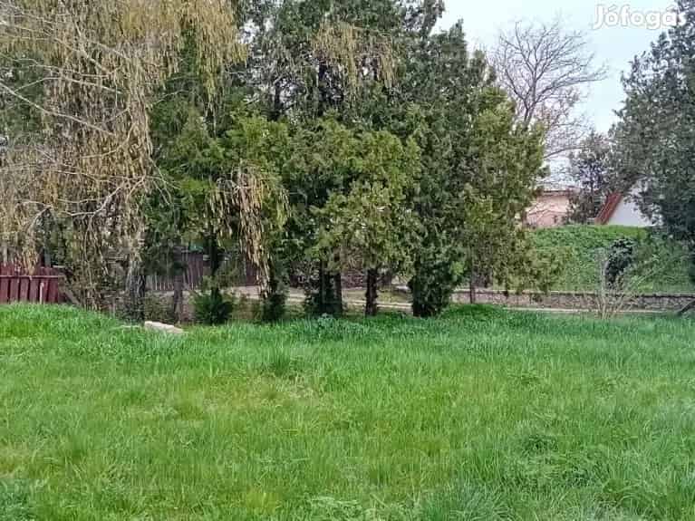 Panorámás építési telek Balatonfüreden eladó