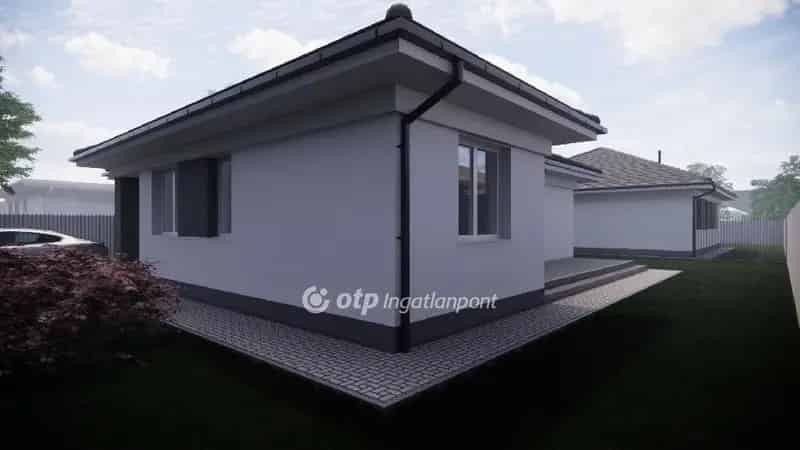 Ház Kiadó , Debreceni járás, Alföld és Észak