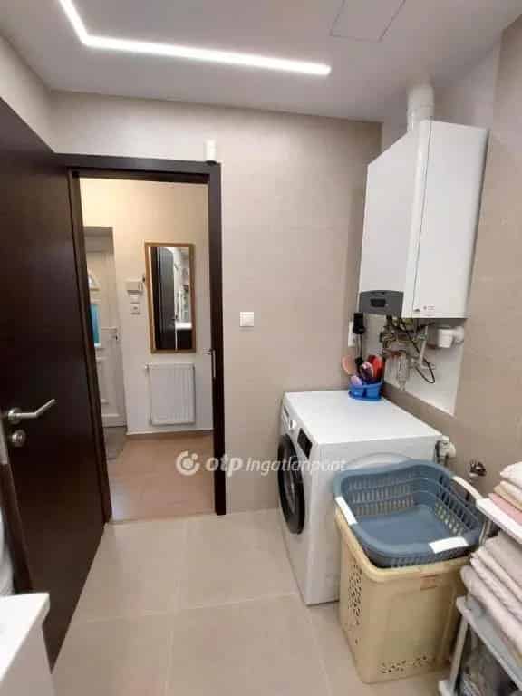 120m2-es 4 szobás családi ház Szentendrén
