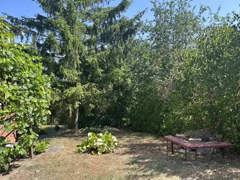 Győrújbarát Panorámás Nyaraló Eladó