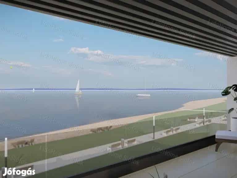 Balatonszemes Panorámás Társasházi Lakás Eladó
