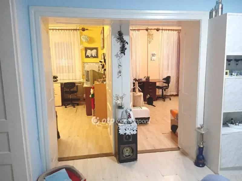 173 m2-es családi ház Ajka Bódéban