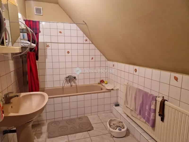 Sellyei családi ház eladó - 85 nm - 5 szoba - 2 fürdő - melléképületek