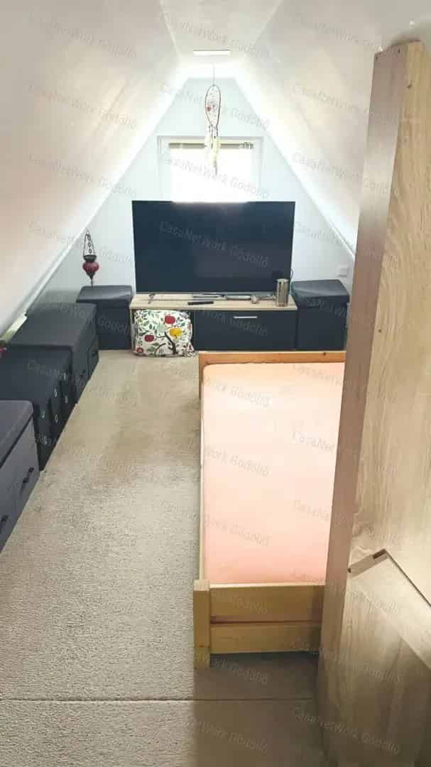 Veresegyház Tópart - Felújított Nyaraló Eladó