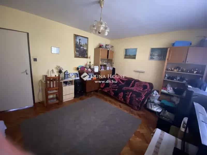 3 szobás kertes családi ház eladó