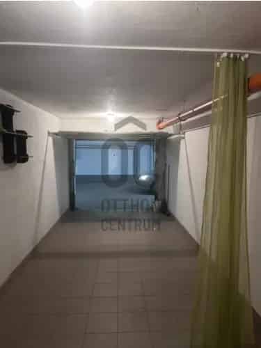 Debreceni eladó garázs Szoboszlói úton 24 m²