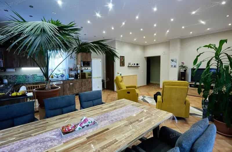 Ház Kiadó , Soproni járás, Dunántúl