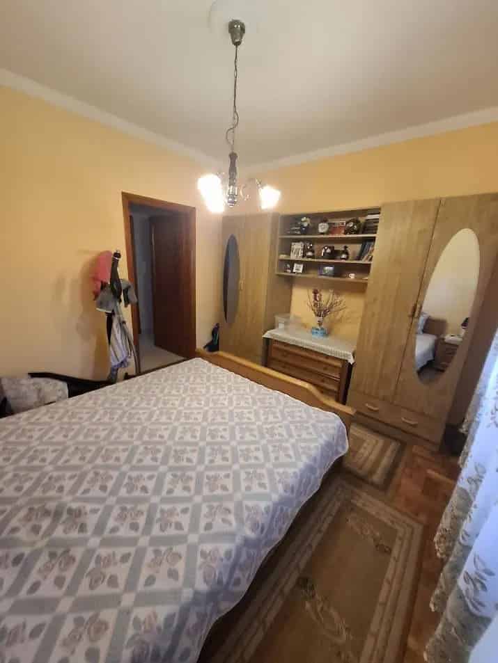 Debreceni családi ház eladó 3 szoba nappalival garázzsal és kerttel