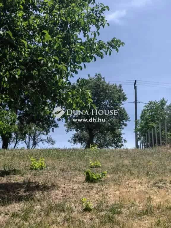 Bonyhád Cikói út Panorámás 1 szobás ház eladó