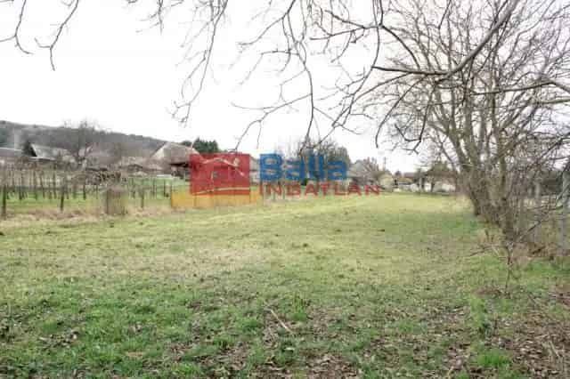 Pázmándi építési telek eladó 1127 m2