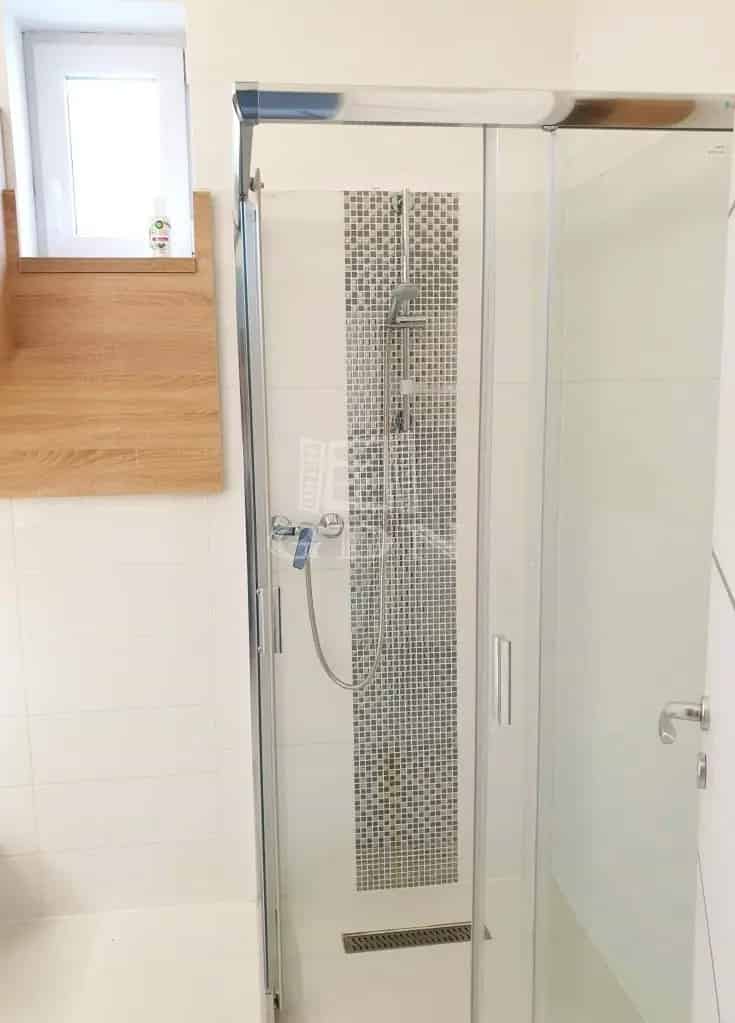 CSALÁDI HÁZ ELADÓ Tabajdon 3455m2 telekkel