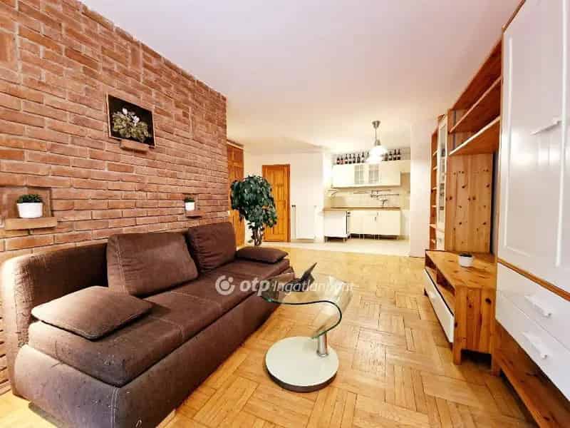 Lakás Kiadó , Budapest, Közép-Magyarország