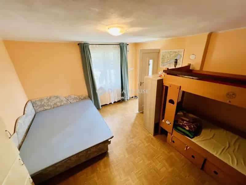 Balatonberényi tégla nyaraló eladó 1532nm-es telekkel