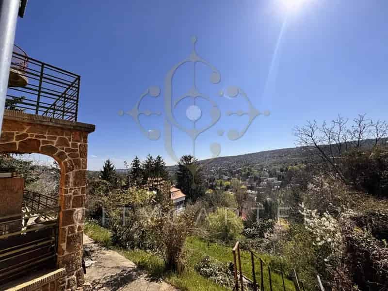 Pasaréti panorámás ház eladó felújítandó bontandó 1365nm telekkel