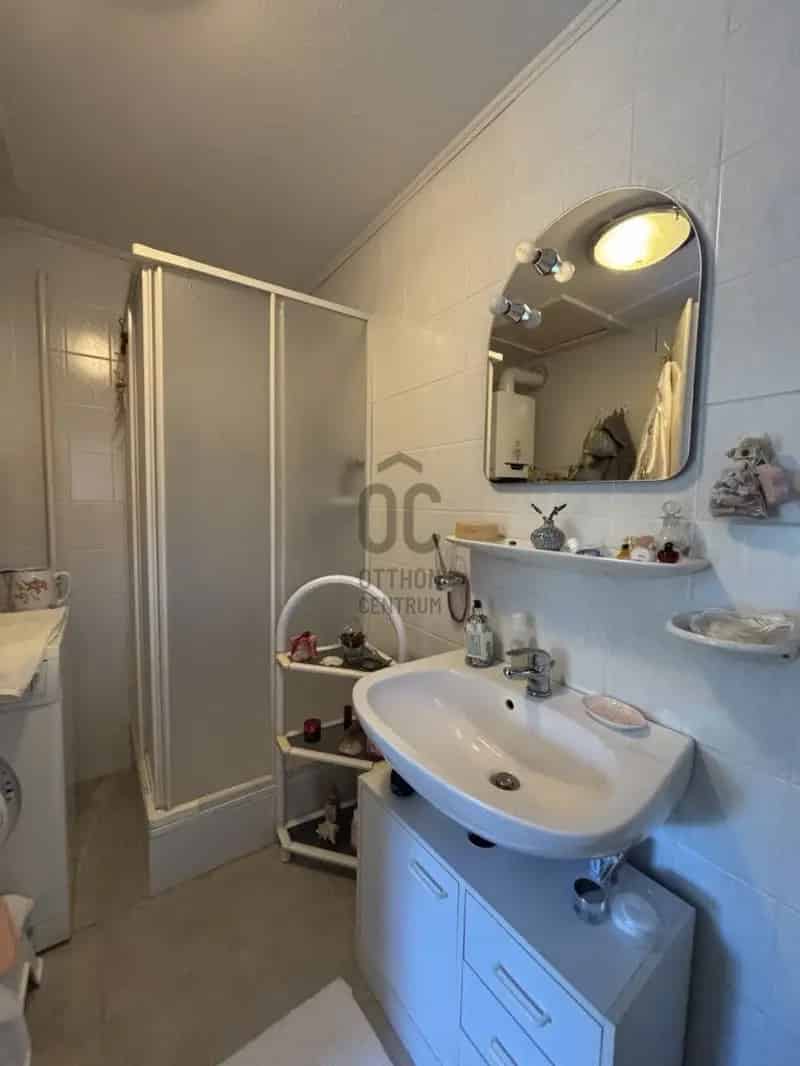 Balatonboglár Szőlőskislak Két Ház Eladó 1004nm Kerttel