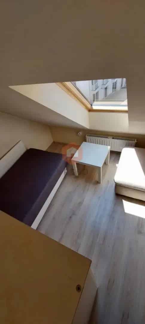 82 m2-es 2 szintes tégla lakás Pécs belvárosában