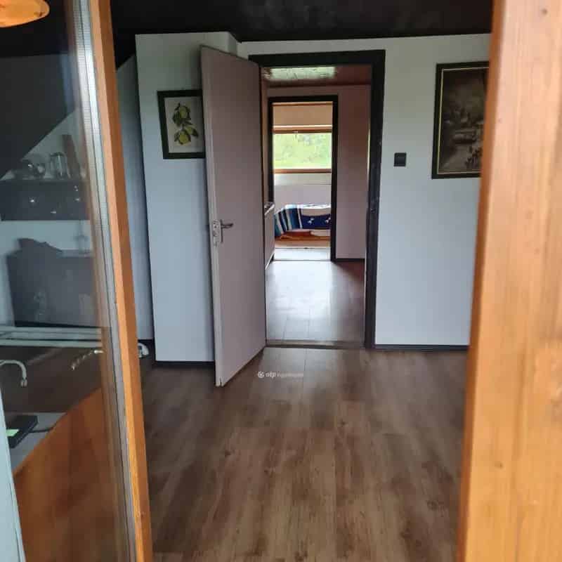 Ház Kiadó , Tapolcai járás, Dunántúl