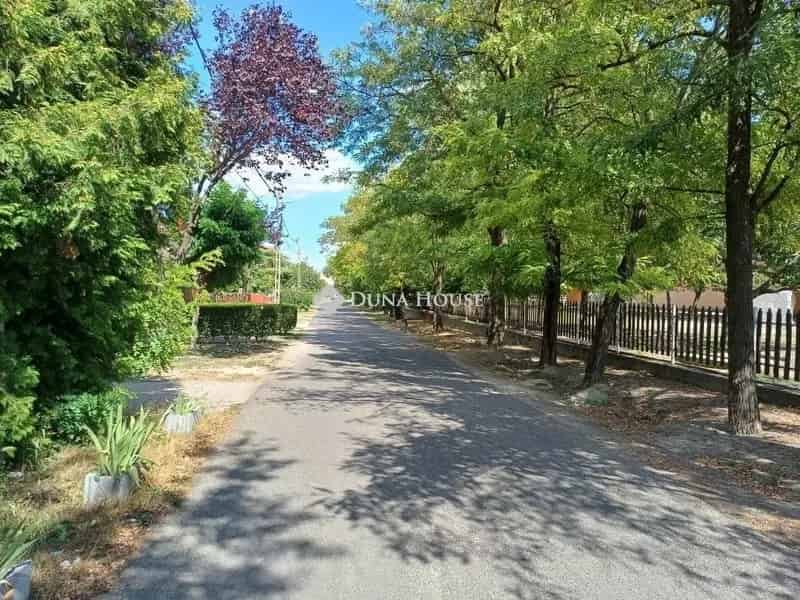 88nm-es 2 szintes ikerház Szigethalmon - modern, kényelmes otthon