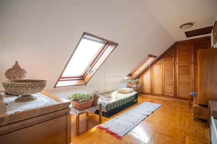 Árpádföld 4 szobás családi ház 933m2 telken