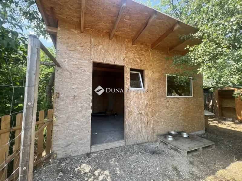 Nagyvázsony 900 m2-es Telek Eladó - Építési Tervvel