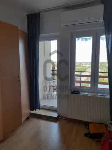 Érdi családi ház eladó üzlethelyiséggel H473215