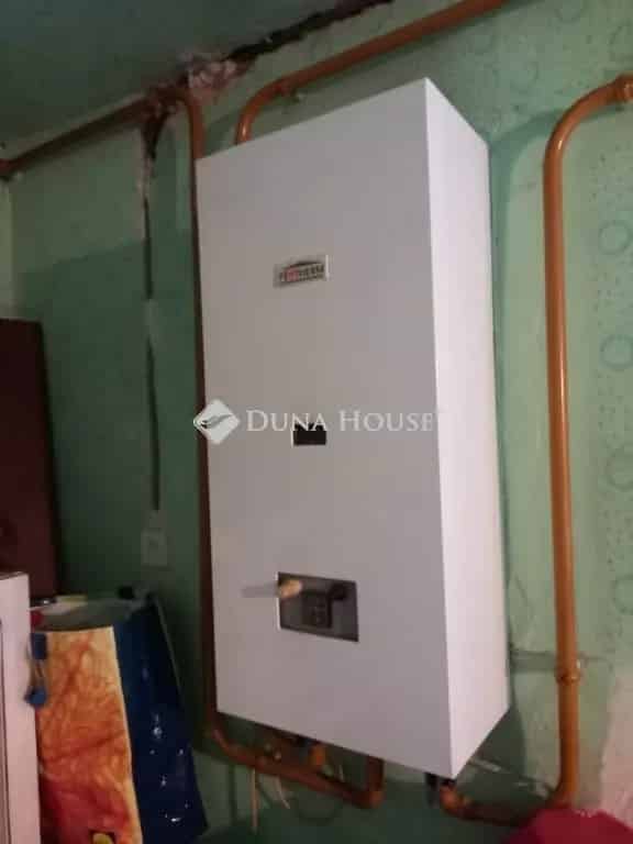 Gyongyos 60 nm-es 2 szobas családi ház eladó