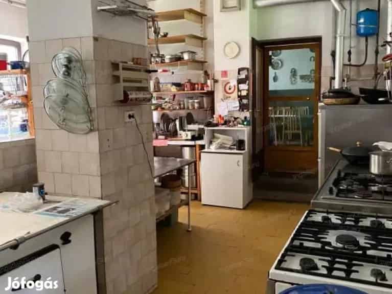 Lóvas Tanya Elado Kecskemet Kozelében 16 Ha-on