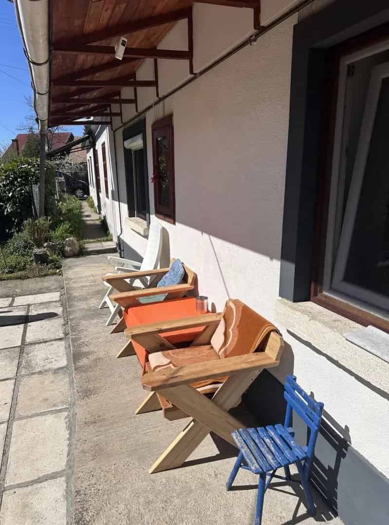 Mencshelyi ingatlan eladó - két ház, nagy telek, befektetésnek is alkalmas
