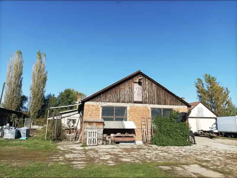 Békéscsaba GKSZ-3 Telek Eladó 9236 m2 Muhely Iroda