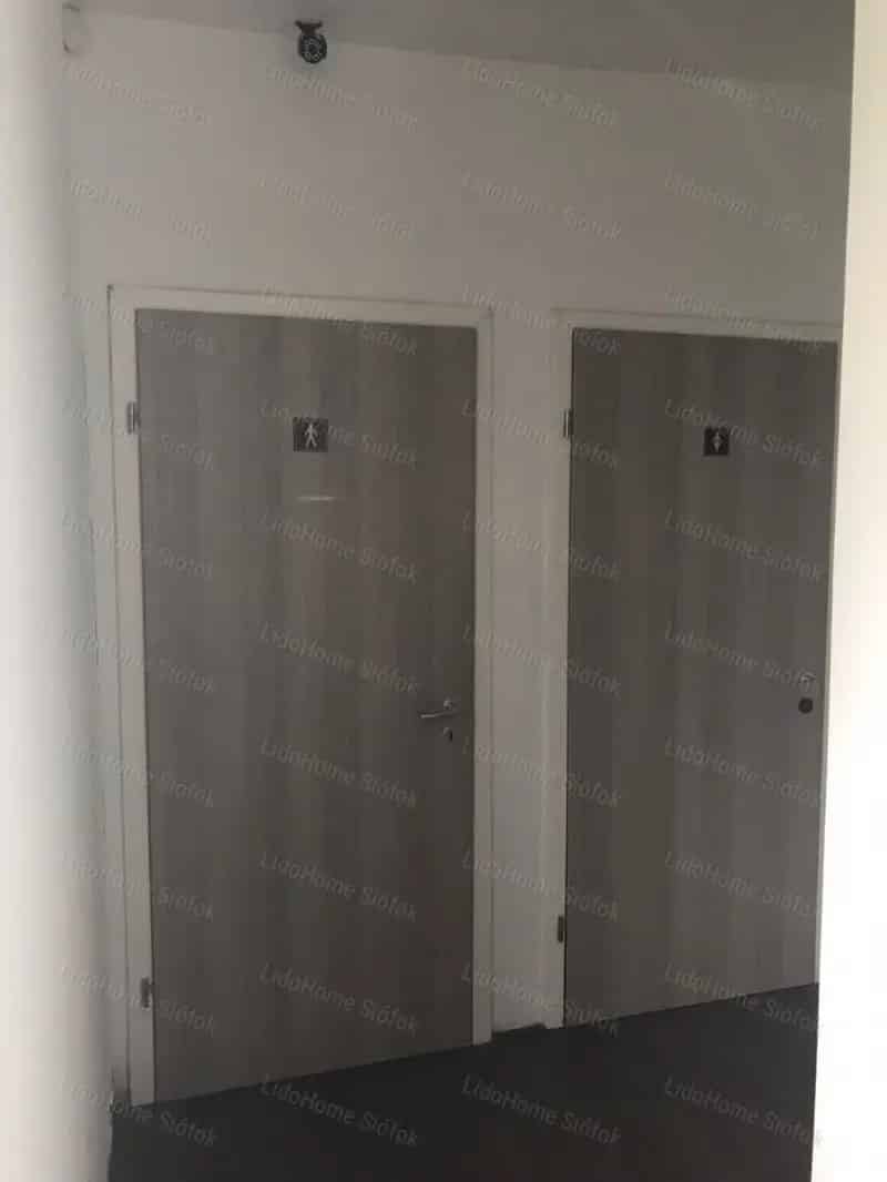 Kötcsei családi ház eladó üzletként és lakásként is alkalmas