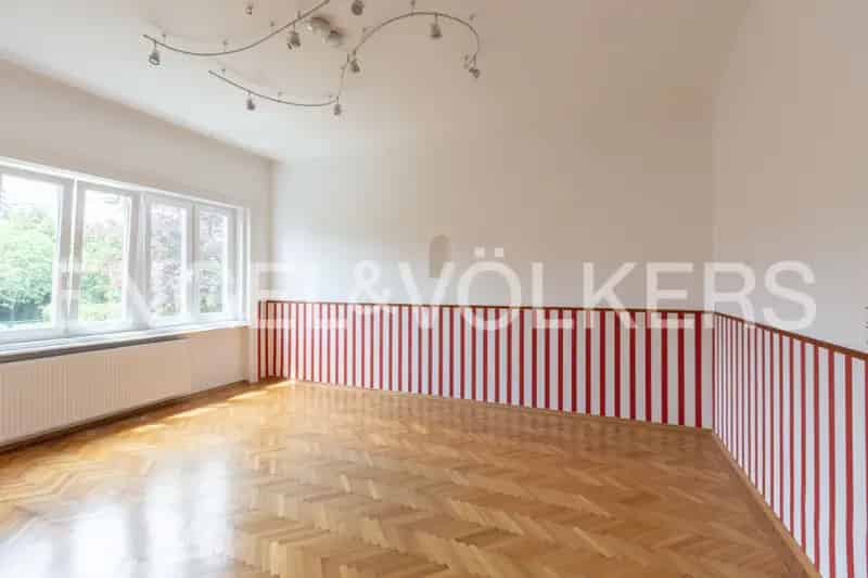 Elegáns Orbánhegyi Villalakás Kiadó 4 Szoba Terasszal
