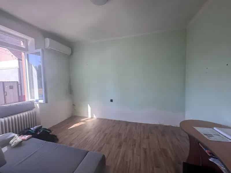 Pécs Kertvárosi 2 Lakásos Családi Ház Eladó
