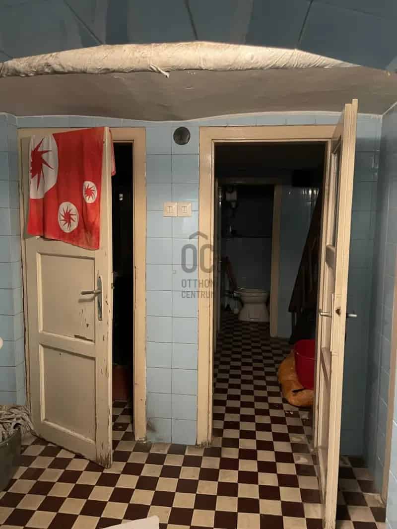 Üzleti célú Kiadó , Budapest, Közép-Magyarország