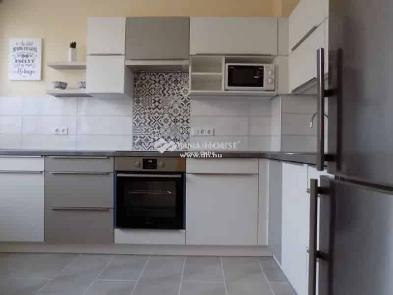 50m2-es 2 szobás bútorozott lakás hosszútávra
