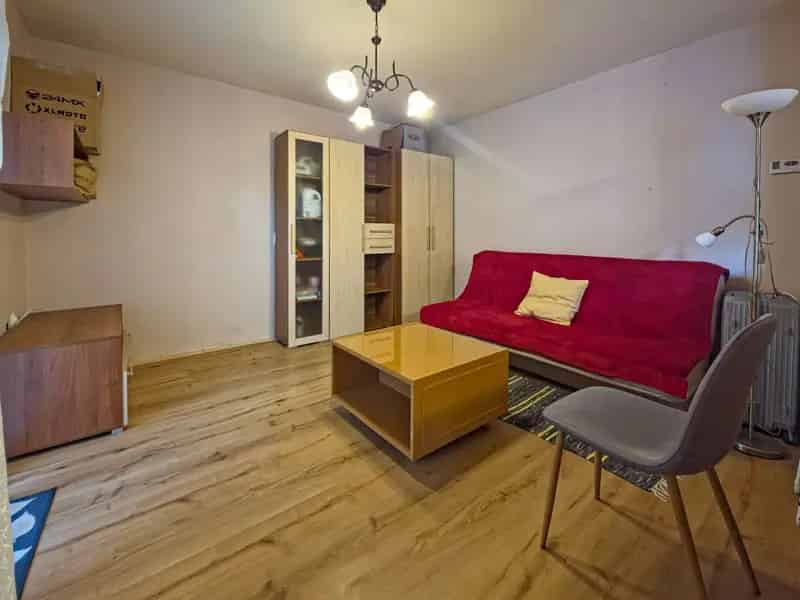 90 nm-es 3 szintes lakás Pécs belvárosában