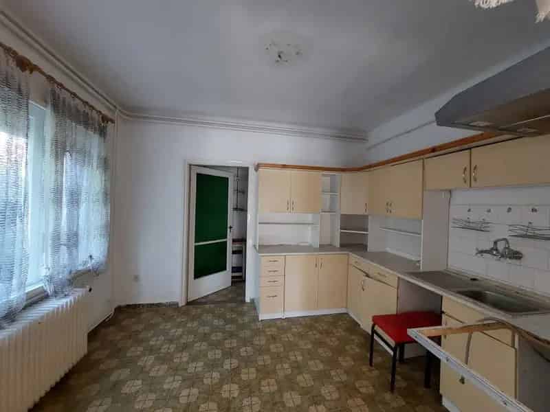 Polgárdi 5 szobás családi ház eladó