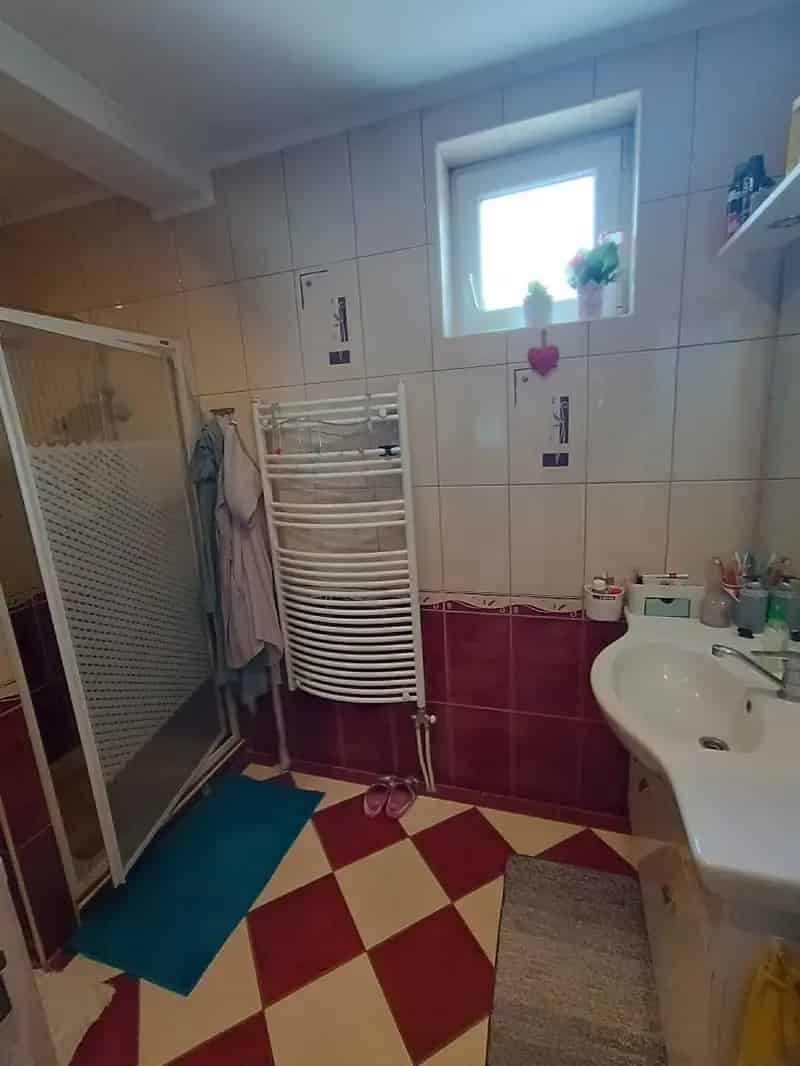 Polgárdi családi ház eladó - 2 generációnak vagy vállalkozásnak