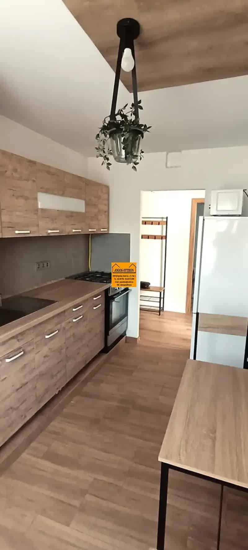 Eladó felújított tégla lakás Nyíregyházán