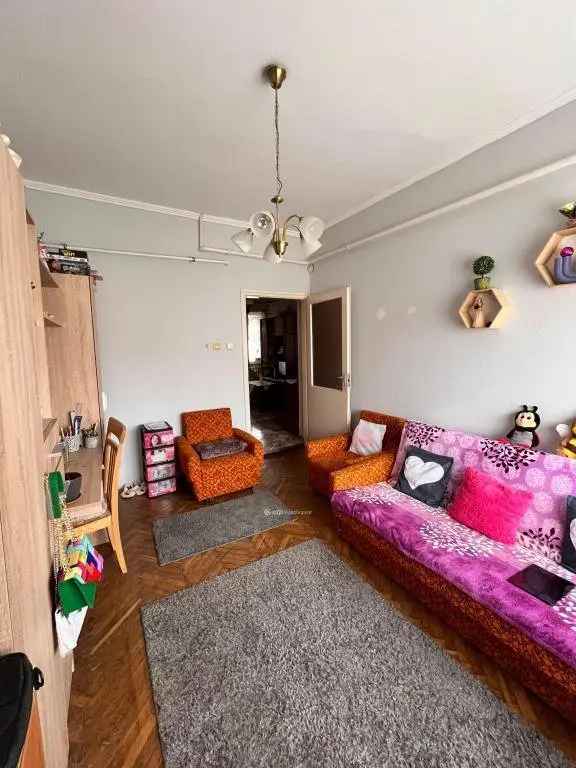 Püspökladány 140 m2-es családi ház nagy telekkel eladó
