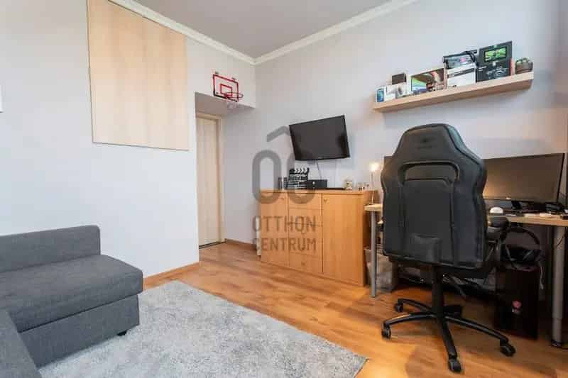 60 nm-es 3 szobás lakás eladó Budapest 14 kerületben