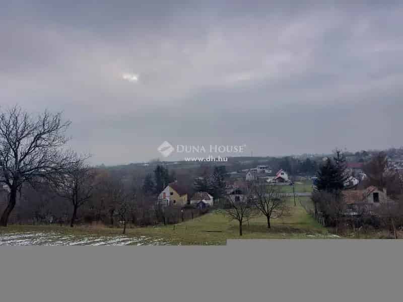 Telek eladó Tata Újhegy közelében panorámás kilátással