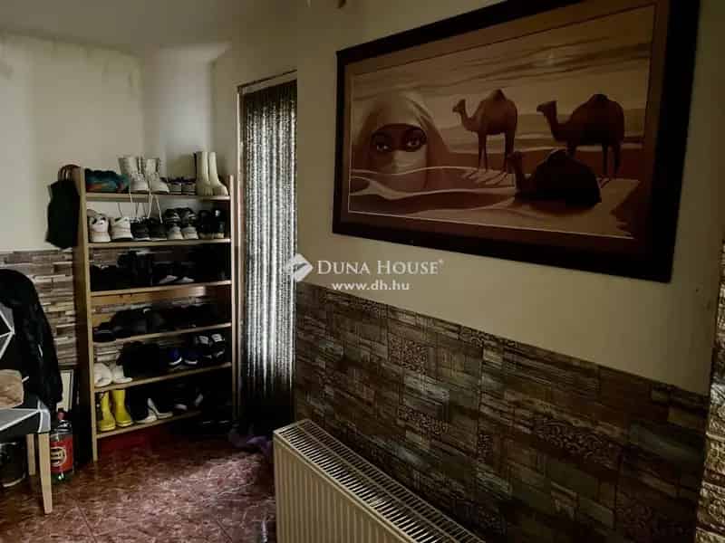 Kétszintes családi ház Veszprémben eladó