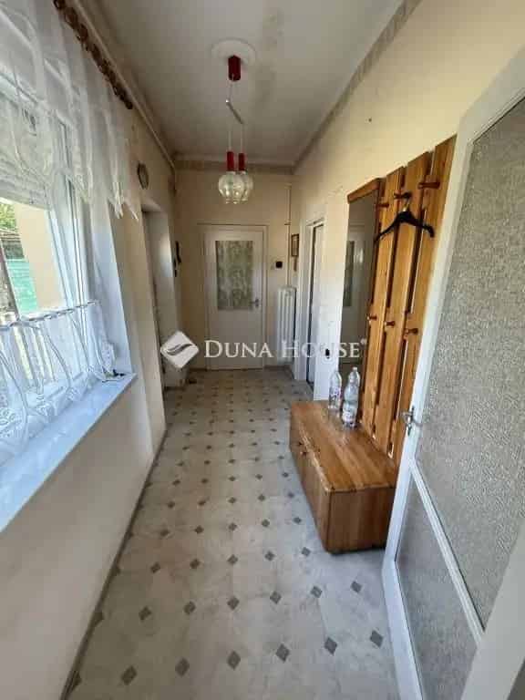 77 m2-es családi ház 1273 m2 telekkel Mosonmagyaróváron