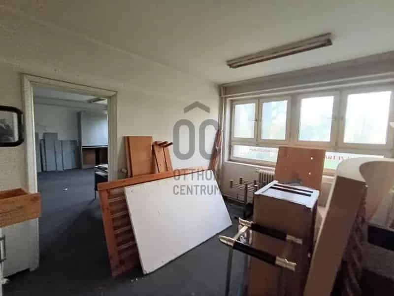 Dunaharaszti 1300 nm-es Iroda Raktár eladó