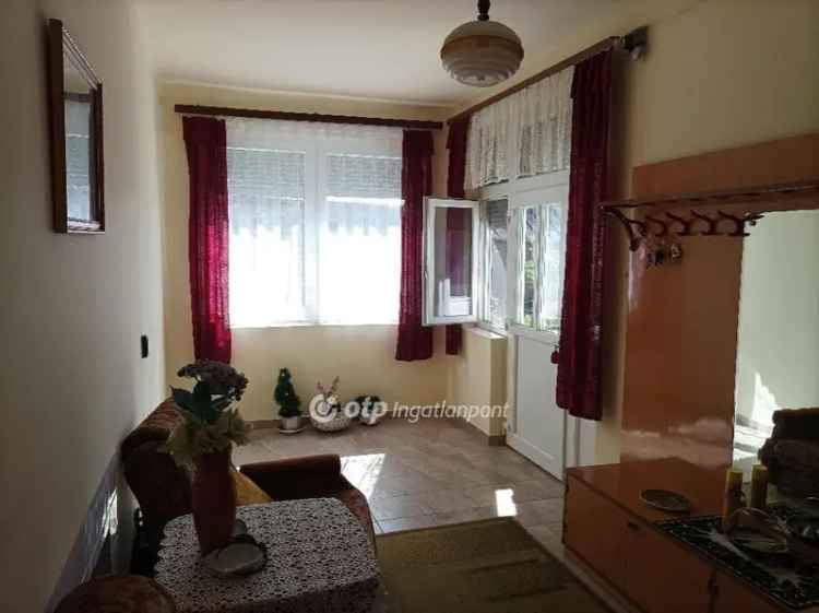 Sárospatak családi ház eladó 120 m2 1785 m2 telekkel