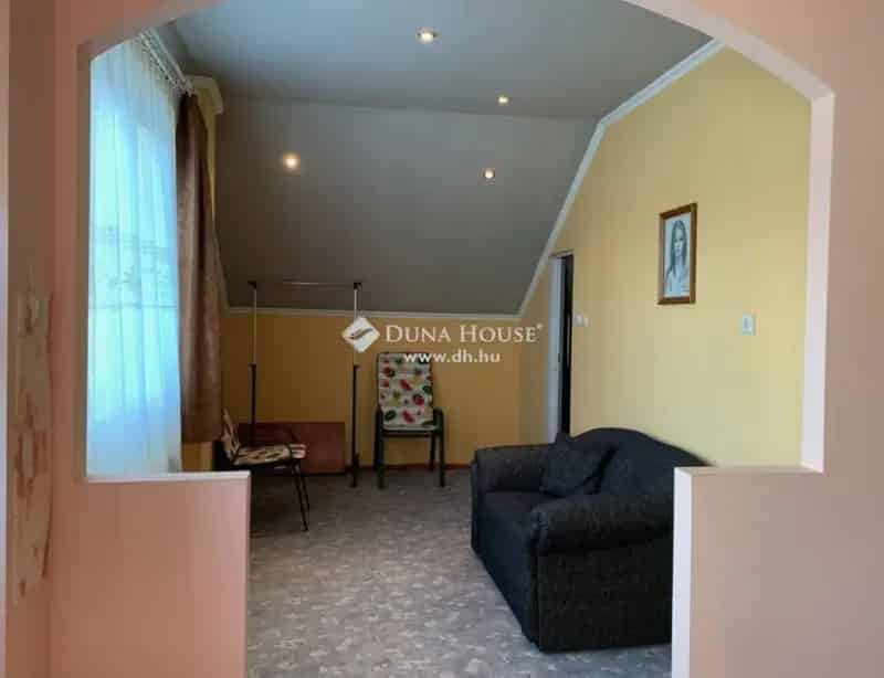 Cered családi ház eladó 185m2 2 generációnak