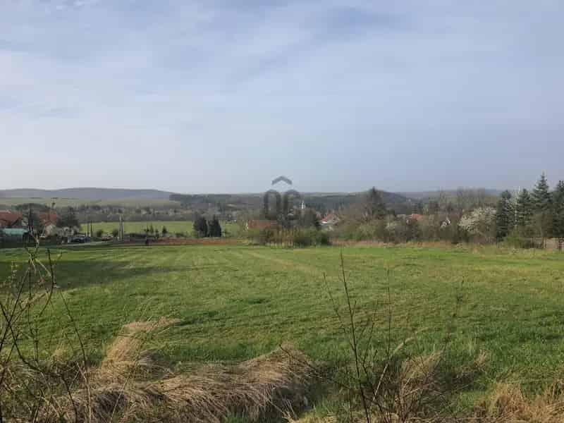 Mátrai telek eladó Bodonyban panorámás kilátással