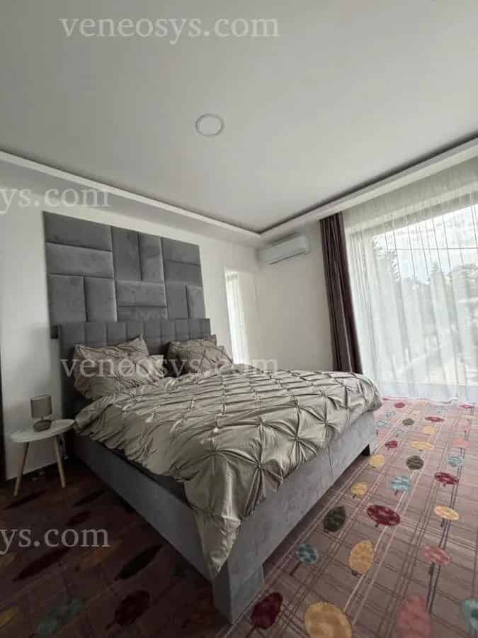 290 m2-es családi ház eladó Miskolc Tapolcán apartmanként is